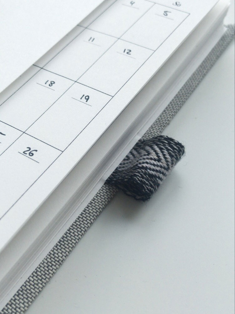 self bound calendar with loop